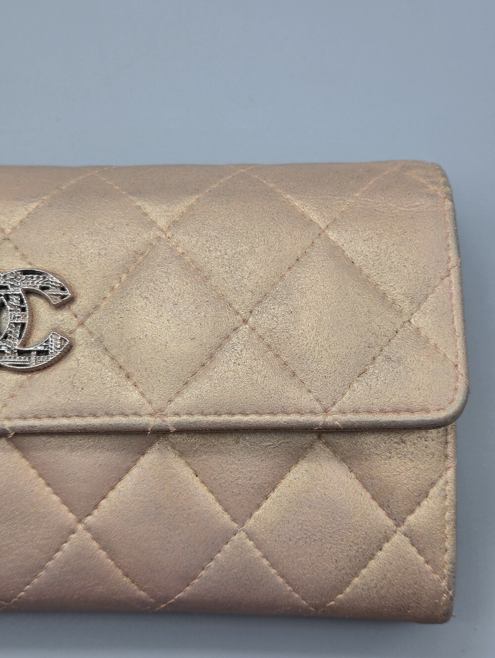 💛CHANEL Authentic Iridescent Wallet/Clutch💛 - Picture 14 of 17